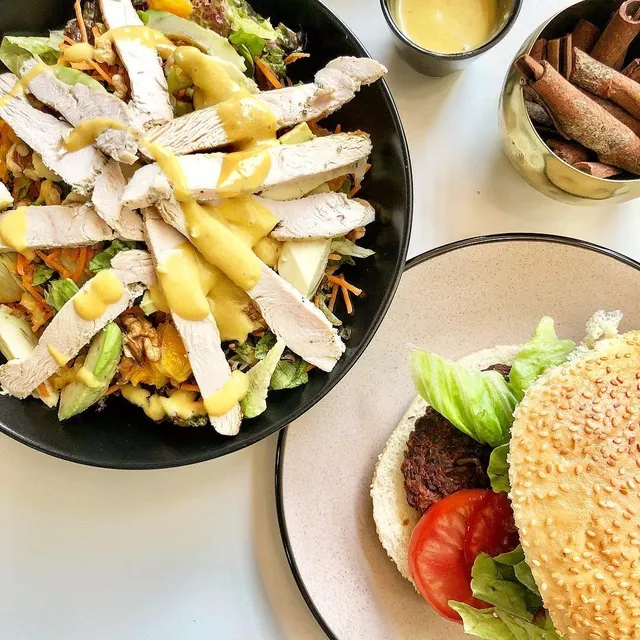 Olives and Burgers Healthy Cafe