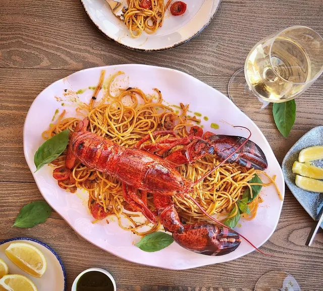 ALMAR Seafood Bar