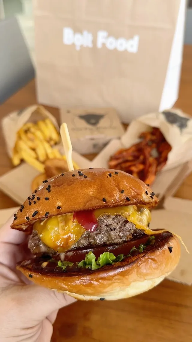 The Fat Bull Co