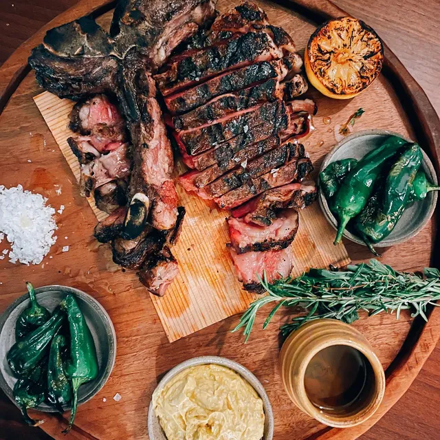 Olio Lounge Bar & Restaurant