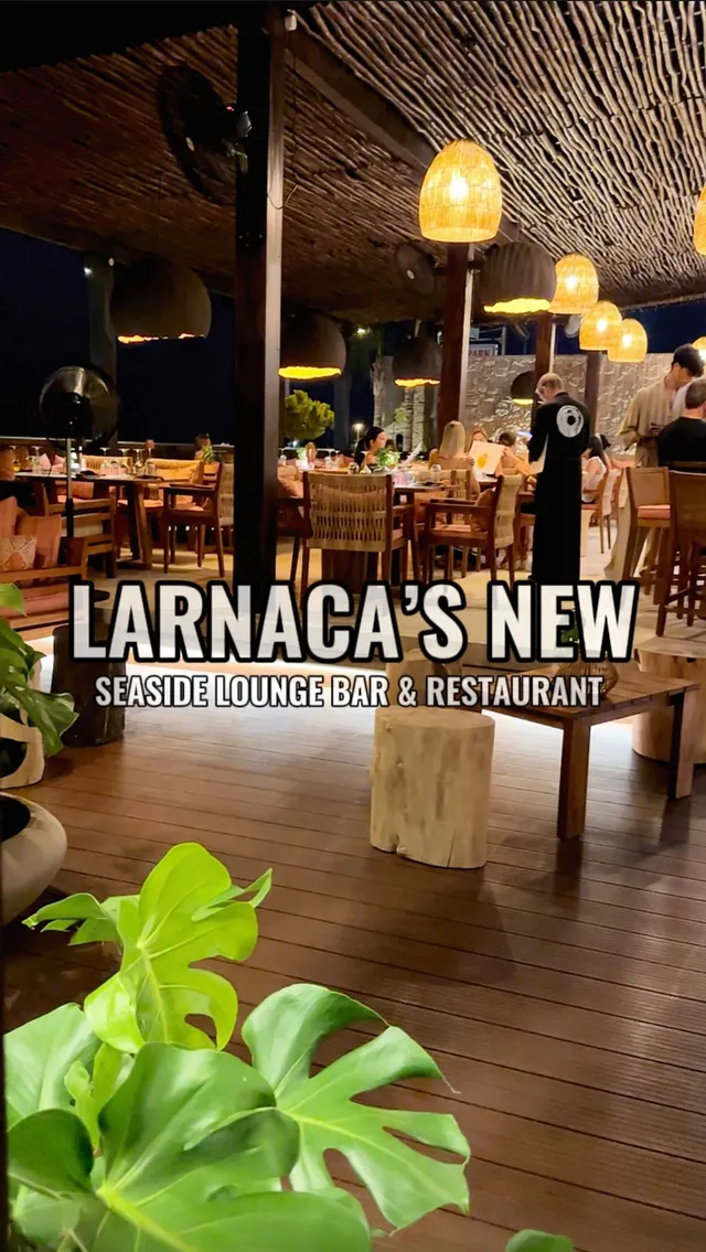 Seanatra Lounge Bar & Restaurant